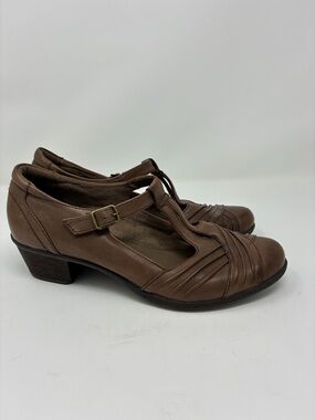 Earth Brown T-Strap Low Heel Women's Shoes genuine leather